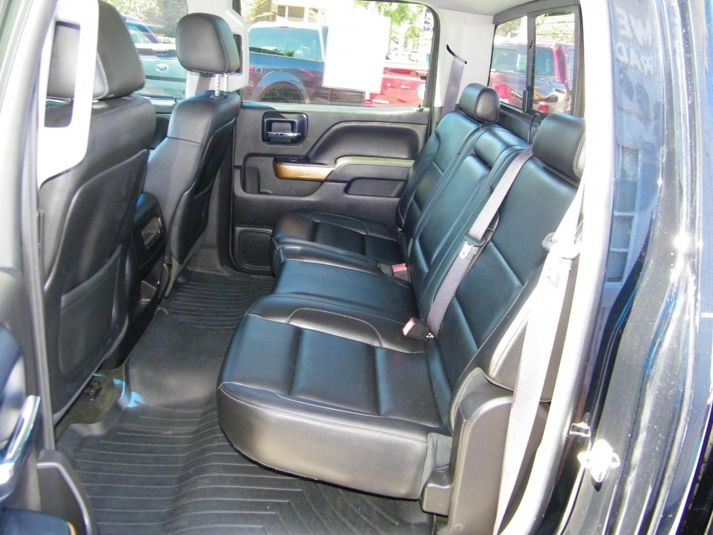 2014 Black /Black Chevrolet Silverado 1500 1LZ Crew Cab 2WD (3GCPCSEC5EG) with an 5.3L V8 OHV 16V engine, 6-Speed Automatic transmission, located at 4000 Bee Ridge Road, Sarasota, FL, 34233, (941) 926-0300, 27.298664, -82.489151 - Photo#12