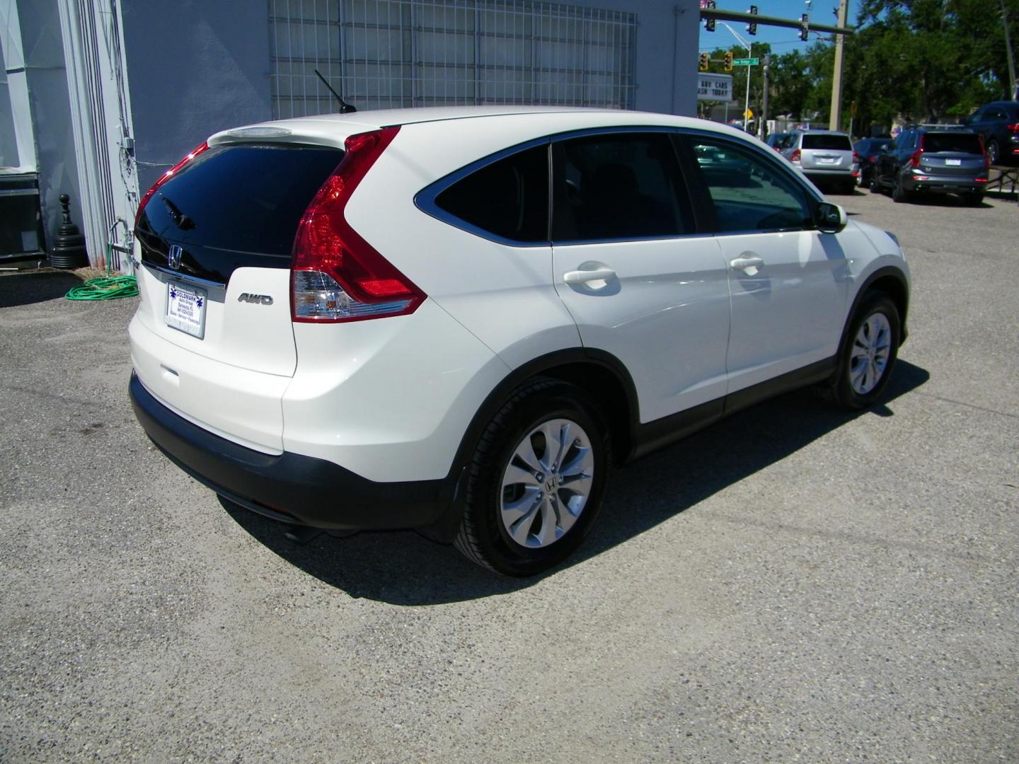 2013 White /Grey Honda CR-V EX 4WD 5-Speed AT (5J6RM4H53DL) with an 2.4L L4 DOHC 16V engine, 5-Speed Automatic transmission, located at 4000 Bee Ridge Road, Sarasota, FL, 34233, (941) 926-0300, 27.298664, -82.489151 - Photo#5