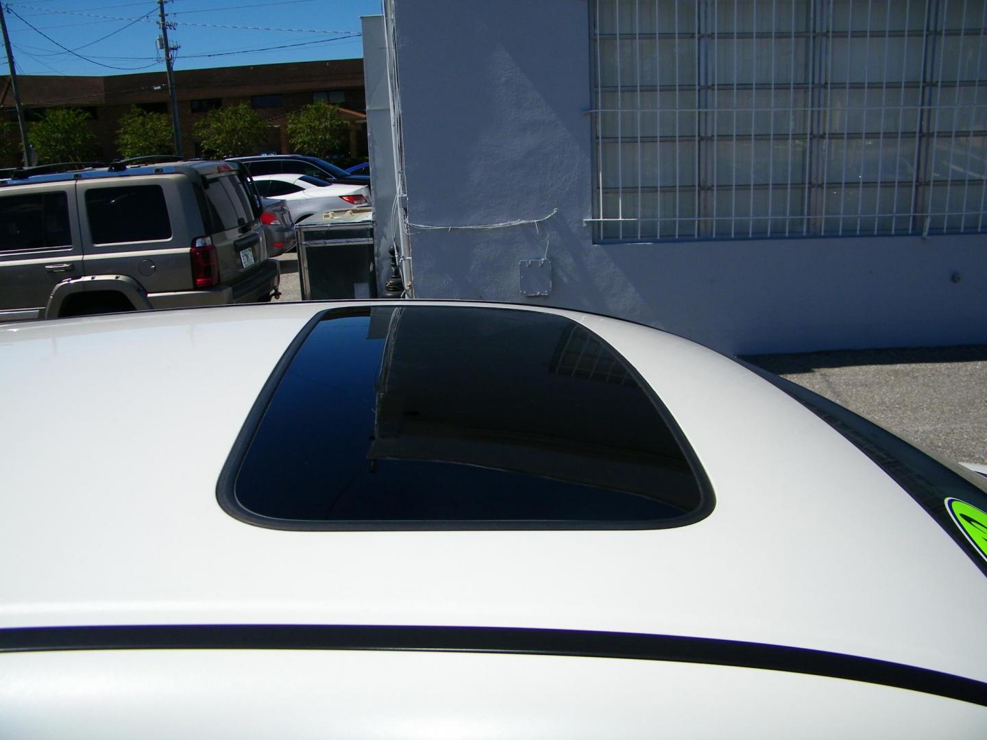 2013 White /Grey Honda CR-V EX 4WD 5-Speed AT (5J6RM4H53DL) with an 2.4L L4 DOHC 16V engine, 5-Speed Automatic transmission, located at 4000 Bee Ridge Road, Sarasota, FL, 34233, (941) 926-0300, 27.298664, -82.489151 - Photo#8