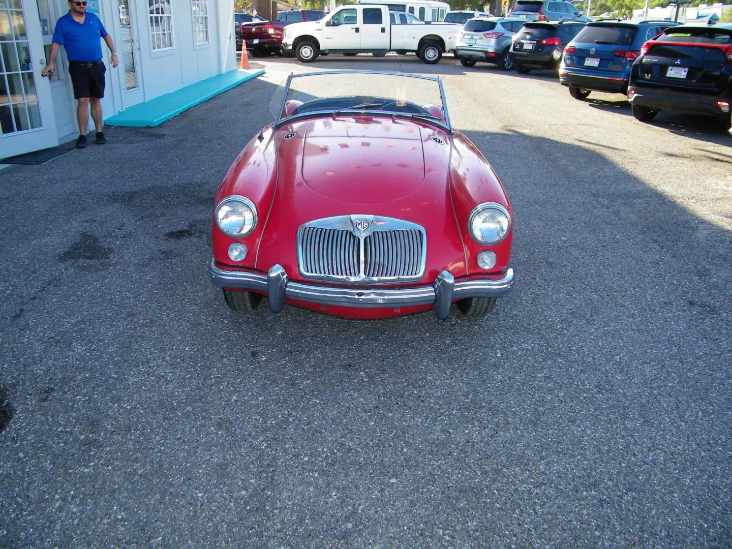 1960 Red /Black MG MGA (GHNL75007) with an 1600 CC engine, 4-Speed Manual transmission, located at 4000 Bee Ridge Road, Sarasota, FL, 34233, (941) 926-0300, 27.298664, -82.489151 - Photo#2