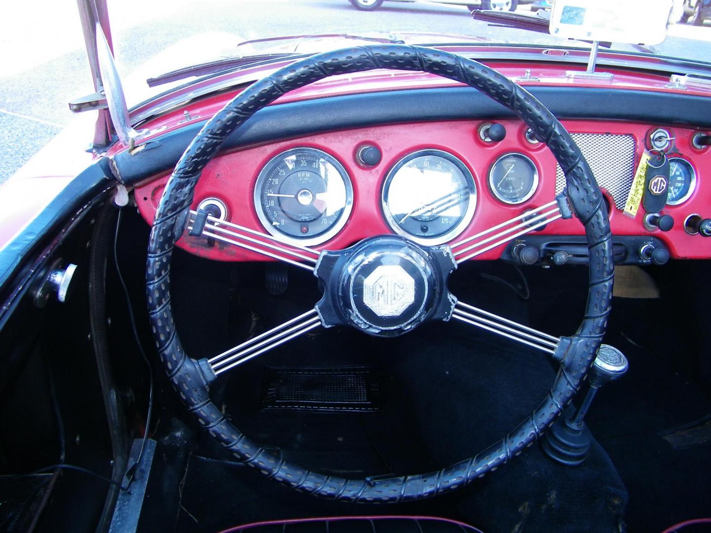 1960 Red /Black MG MGA (GHNL75007) with an 1600 CC engine, 4-Speed Manual transmission, located at 4000 Bee Ridge Road, Sarasota, FL, 34233, (941) 926-0300, 27.298664, -82.489151 - Photo#8