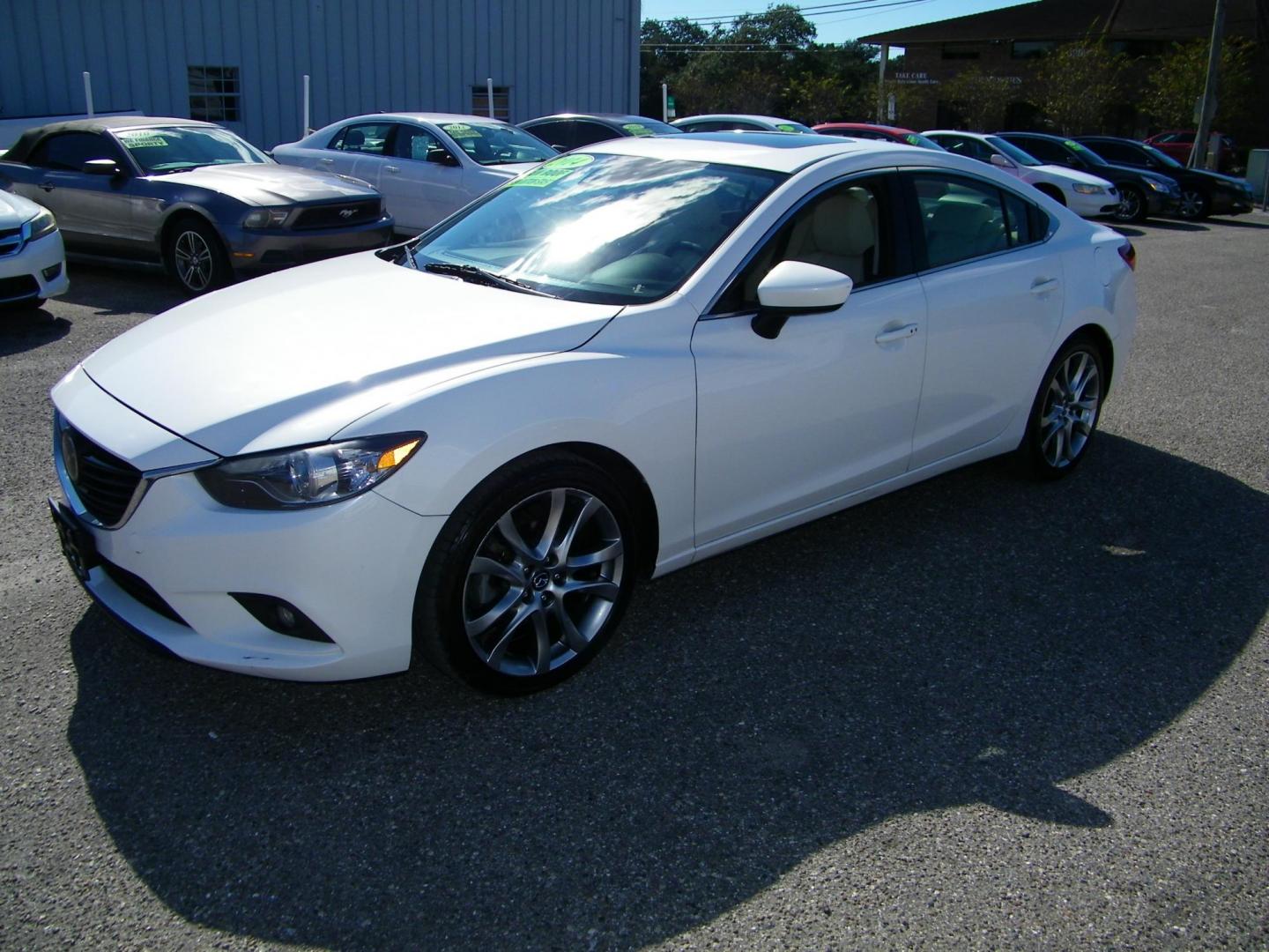 2014 WHITE /Tan Mazda Mazda6 i Grand Touring (JM1GJ1W69E1) with an 2.5L L4 DOHC 16V engine, 6-Speed Automatic transmission, located at 4000 Bee Ridge Road, Sarasota, FL, 34233, (941) 926-0300, 27.298664, -82.489151 - Photo#0
