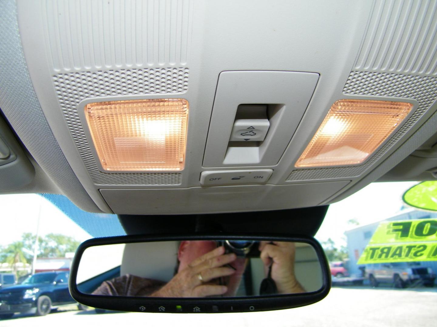 2014 WHITE /Tan Mazda Mazda6 i Grand Touring (JM1GJ1W69E1) with an 2.5L L4 DOHC 16V engine, 6-Speed Automatic transmission, located at 4000 Bee Ridge Road, Sarasota, FL, 34233, (941) 926-0300, 27.298664, -82.489151 - Photo#26