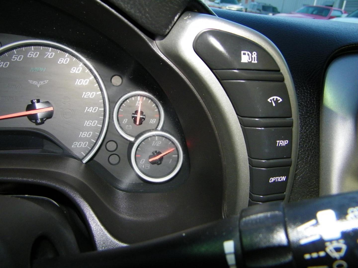 2005 Blue /Beige Chevrolet Corvette Coupe (1G1YY24U955) with an 6.0L V8 OHV 16V engine, Automatic transmission, located at 4000 Bee Ridge Road, Sarasota, FL, 34233, (941) 926-0300, 27.298664, -82.489151 - Photo#19