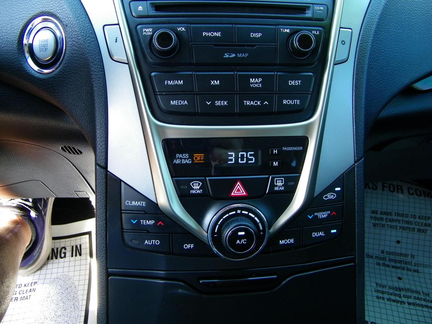 2014 Black /Black Hyundai Azera Limited (KMHFH4JG7EA) with an 3.3L V6 DOHC 24V engine, 6-Speed Automatic transmission, located at 4000 Bee Ridge Road, Sarasota, FL, 34233, (941) 926-0300, 27.298664, -82.489151 - Photo#20