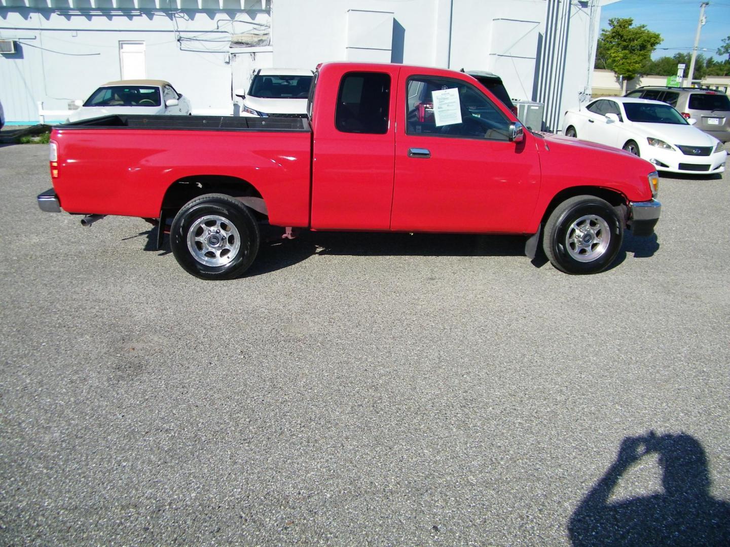 1998 Red /Beige Toyota T100 DX Xtracab 2WD (JT4TN12D6W0) with an 3.4L V6 DOHC 24V engine, Automatic transmission, located at 4000 Bee Ridge Road, Sarasota, FL, 34233, (941) 926-0300, 27.298664, -82.489151 - Photo#7