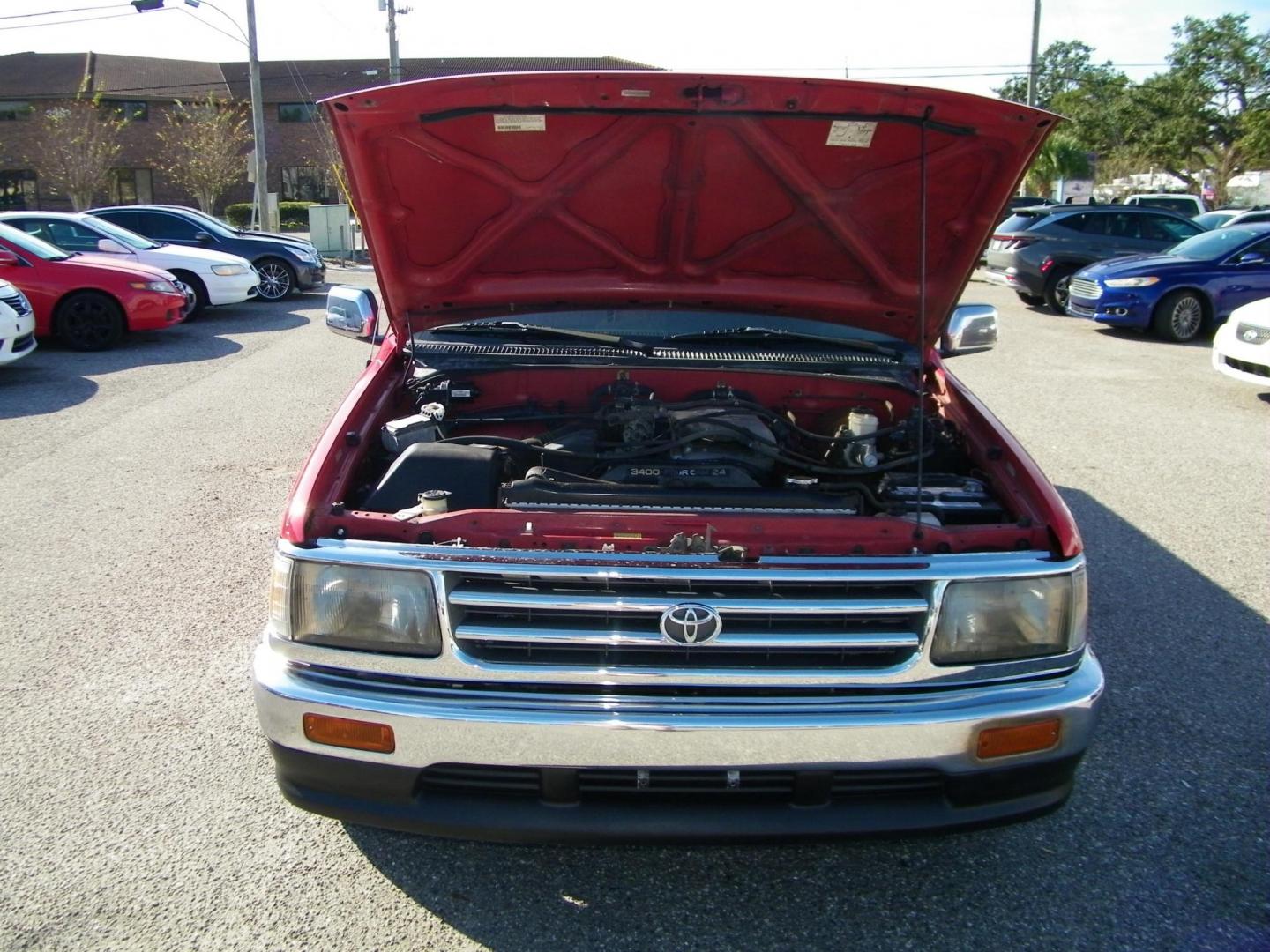 1998 Red /Beige Toyota T100 DX Xtracab 2WD (JT4TN12D6W0) with an 3.4L V6 DOHC 24V engine, Automatic transmission, located at 4000 Bee Ridge Road, Sarasota, FL, 34233, (941) 926-0300, 27.298664, -82.489151 - Photo#9