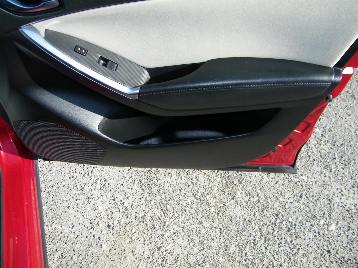 2016 Red /Beige Mazda CX-5 Touring (JM3KE2CY0G0) with an 2.5L L4 DOHC 16V engine, 6-Speed Automatic transmission, located at 4000 Bee Ridge Road, Sarasota, FL, 34233, (941) 926-0300, 27.298664, -82.489151 - Photo#13