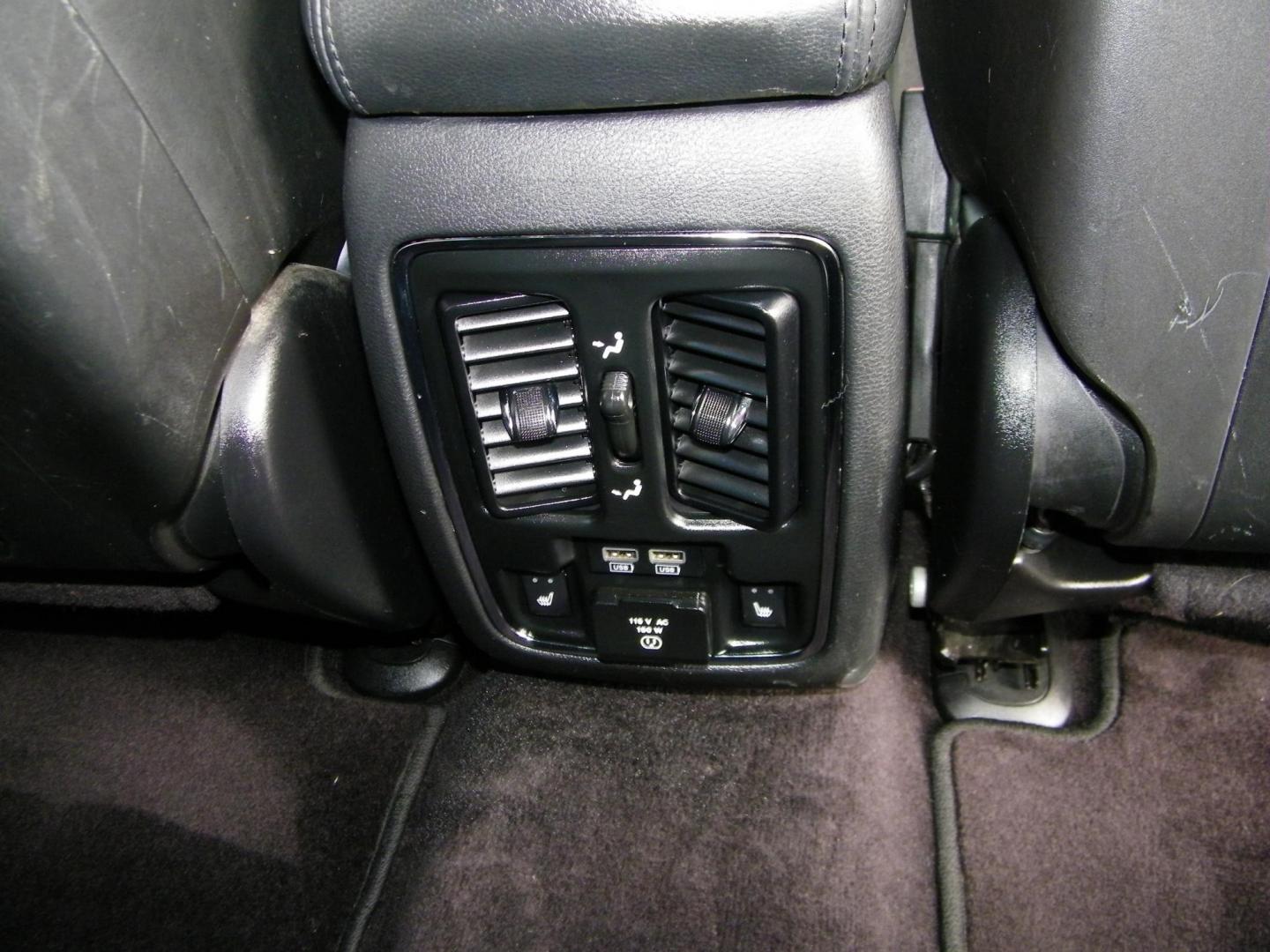 2016 Red /Black Jeep Grand Cherokee Overland 4WD (1C4RJFCG8GC) with an 3.6L V6 DOHC 24V engine, 8A transmission, located at 4000 Bee Ridge Road, Sarasota, FL, 34233, (941) 926-0300, 27.298664, -82.489151 - Photo#15