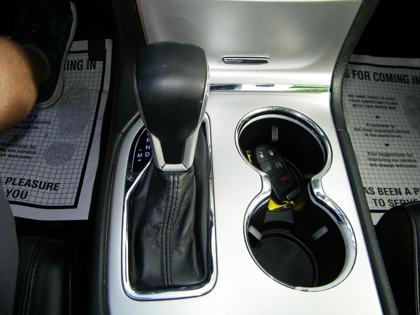 2016 Red /Black Jeep Grand Cherokee Overland 4WD (1C4RJFCG8GC) with an 3.6L V6 DOHC 24V engine, 8A transmission, located at 4000 Bee Ridge Road, Sarasota, FL, 34233, (941) 926-0300, 27.298664, -82.489151 - Photo#27