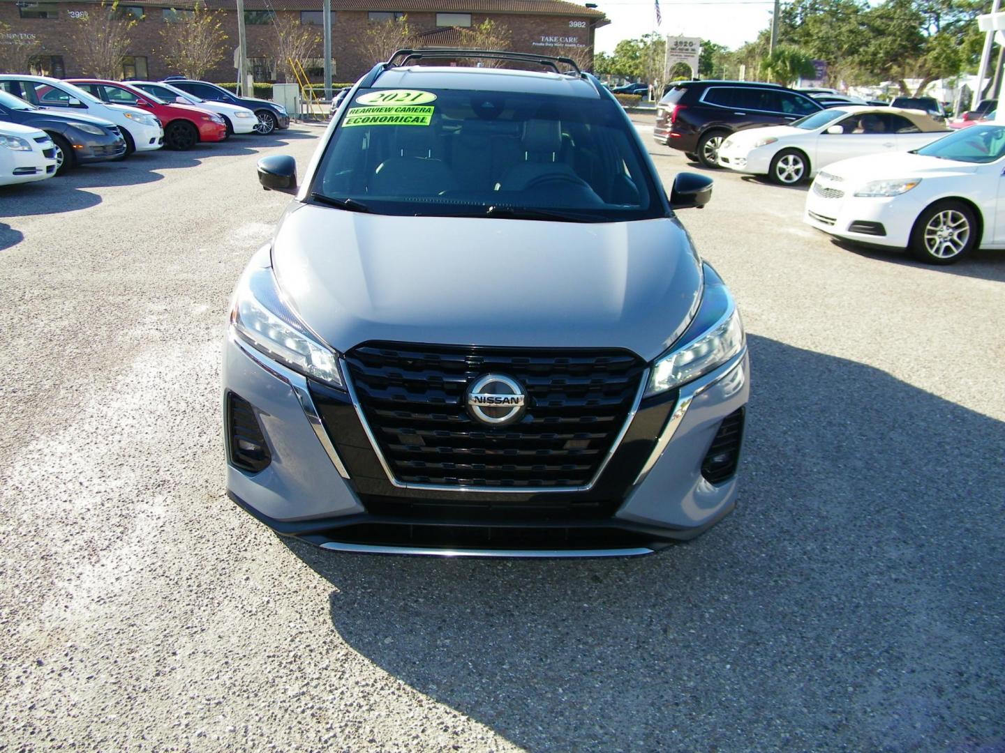 2021 Grey /Grey Nissan Kicks SR (3N1CP5DV2ML) with an 1.6L L4 engine, CVT transmission, located at 4000 Bee Ridge Road, Sarasota, FL, 34233, (941) 926-0300, 27.298664, -82.489151 - Photo#1