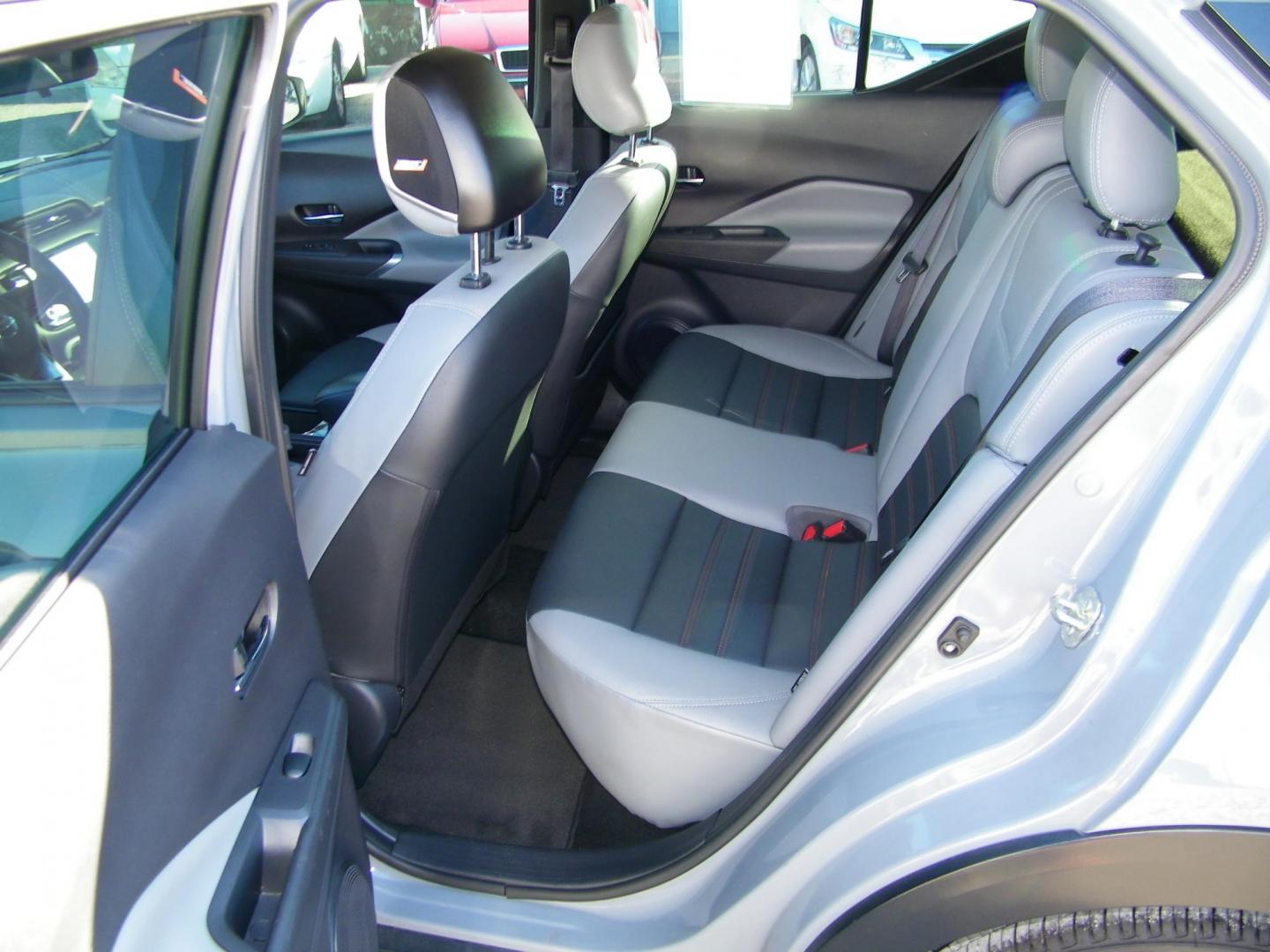 2021 Grey /Grey Nissan Kicks SR (3N1CP5DV2ML) with an 1.6L L4 engine, CVT transmission, located at 4000 Bee Ridge Road, Sarasota, FL, 34233, (941) 926-0300, 27.298664, -82.489151 - Photo#10