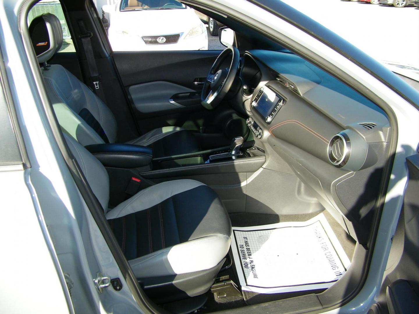 2021 Grey /Grey Nissan Kicks SR (3N1CP5DV2ML) with an 1.6L L4 engine, CVT transmission, located at 4000 Bee Ridge Road, Sarasota, FL, 34233, (941) 926-0300, 27.298664, -82.489151 - Photo#14