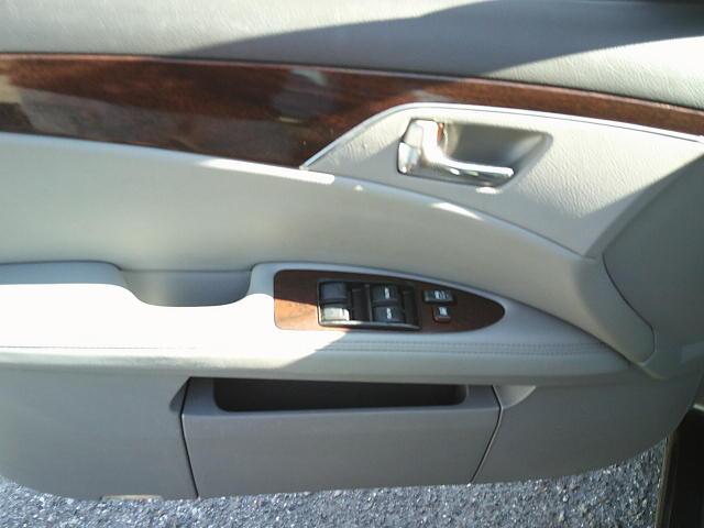 2008 Blue /Beige Toyota Avalon Limited (4T1BK36B18U) with an 3.5L V6 DOHC 24V engine, 6-Speed Automatic Overdrive transmission, located at 4000 Bee Ridge Road, Sarasota, FL, 34233, (941) 926-0300, 27.298664, -82.489151 - Photo#16