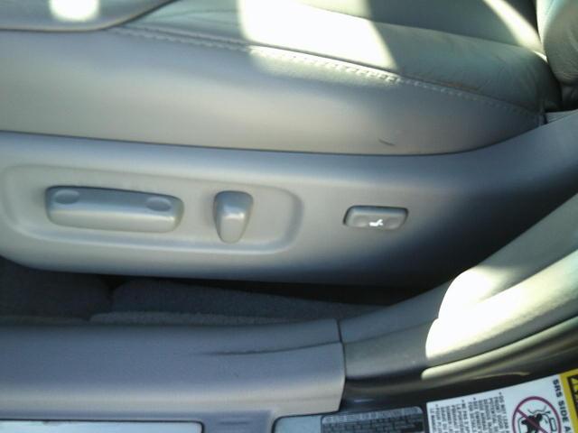 2008 Blue /Beige Toyota Avalon Limited (4T1BK36B18U) with an 3.5L V6 DOHC 24V engine, 6-Speed Automatic Overdrive transmission, located at 4000 Bee Ridge Road, Sarasota, FL, 34233, (941) 926-0300, 27.298664, -82.489151 - Photo#15