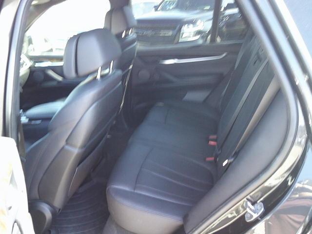 2017 Gray /Black BMW X5 xDrive35i (5UXKR0C55H0) with an 3.0L L6 DOHC 24V engine, 8A transmission, located at 4000 Bee Ridge Road, Sarasota, FL, 34233, (941) 926-0300, 27.298664, -82.489151 - Photo#10