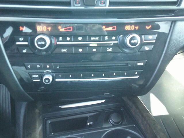 2017 Gray /Black BMW X5 xDrive35i (5UXKR0C55H0) with an 3.0L L6 DOHC 24V engine, 8A transmission, located at 4000 Bee Ridge Road, Sarasota, FL, 34233, (941) 926-0300, 27.298664, -82.489151 - Photo#25