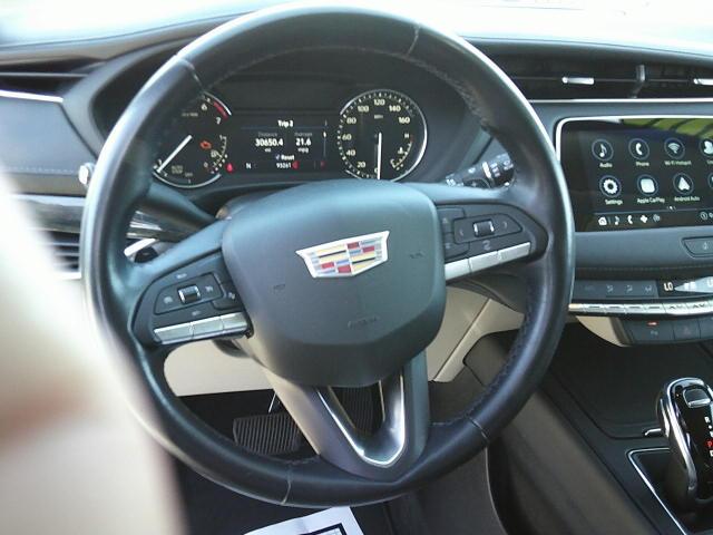 2021 White /Beige Cadillac XT4 Premium Luxury (1GYFZCR40MF) with an 2.0L L4 DOHC 16V engine, 9A transmission, located at 4000 Bee Ridge Road, Sarasota, FL, 34233, (941) 926-0300, 27.298664, -82.489151 - Photo#22