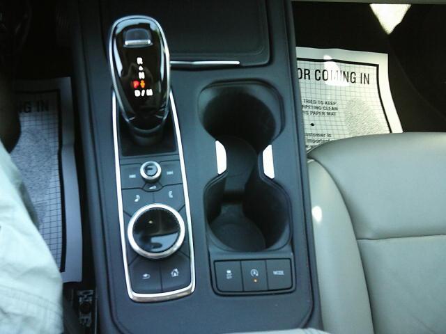 2021 White /Beige Cadillac XT4 Premium Luxury (1GYFZCR40MF) with an 2.0L L4 DOHC 16V engine, 9A transmission, located at 4000 Bee Ridge Road, Sarasota, FL, 34233, (941) 926-0300, 27.298664, -82.489151 - Photo#23