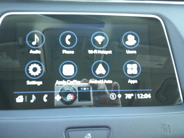 2021 White /Beige Cadillac XT4 Premium Luxury (1GYFZCR40MF) with an 2.0L L4 DOHC 16V engine, 9A transmission, located at 4000 Bee Ridge Road, Sarasota, FL, 34233, (941) 926-0300, 27.298664, -82.489151 - Photo#28