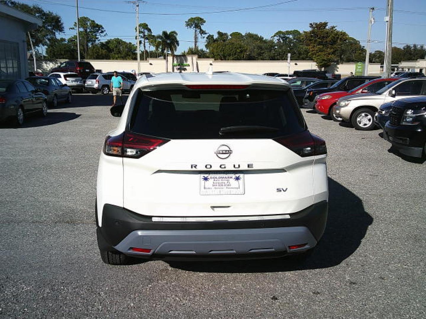 2023 White /Gray Nissan Rogue SV (JN8BT3BA4PW) with an 2.5L L4 DOHC 16V engine, CVT transmission, located at 4000 Bee Ridge Road, Sarasota, FL, 34233, (941) 926-0300, 27.298664, -82.489151 - Photo#3