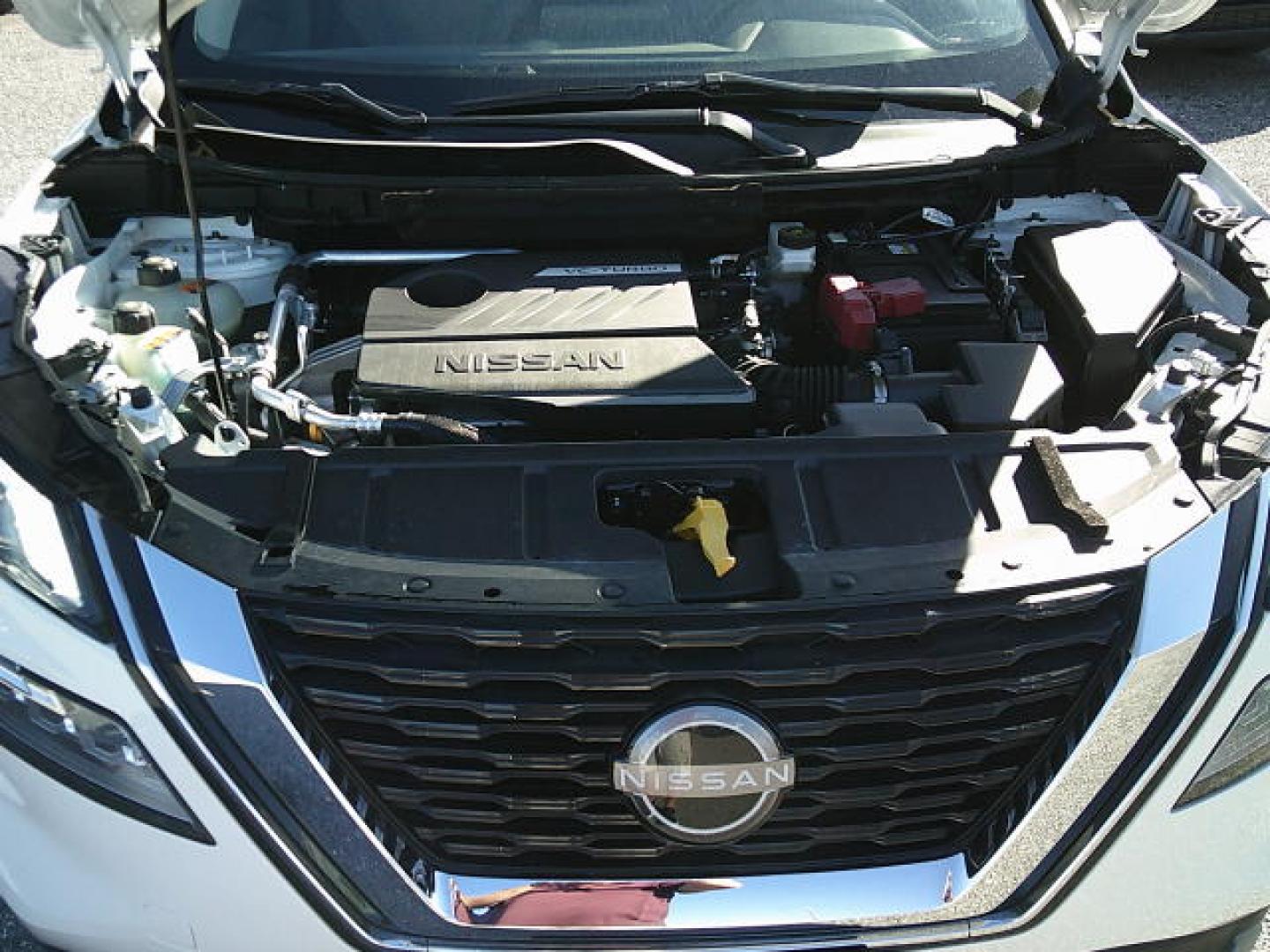 2023 White /Gray Nissan Rogue SV (JN8BT3BA4PW) with an 2.5L L4 DOHC 16V engine, CVT transmission, located at 4000 Bee Ridge Road, Sarasota, FL, 34233, (941) 926-0300, 27.298664, -82.489151 - Photo#8