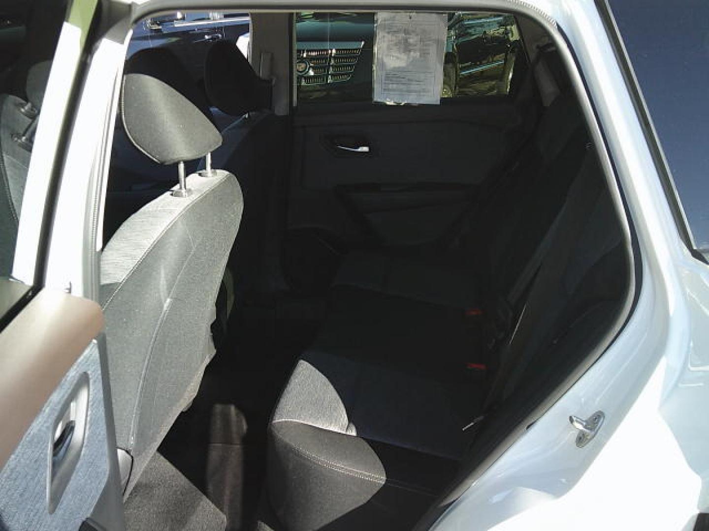 2023 White /Gray Nissan Rogue SV (JN8BT3BA4PW) with an 2.5L L4 DOHC 16V engine, CVT transmission, located at 4000 Bee Ridge Road, Sarasota, FL, 34233, (941) 926-0300, 27.298664, -82.489151 - Photo#9