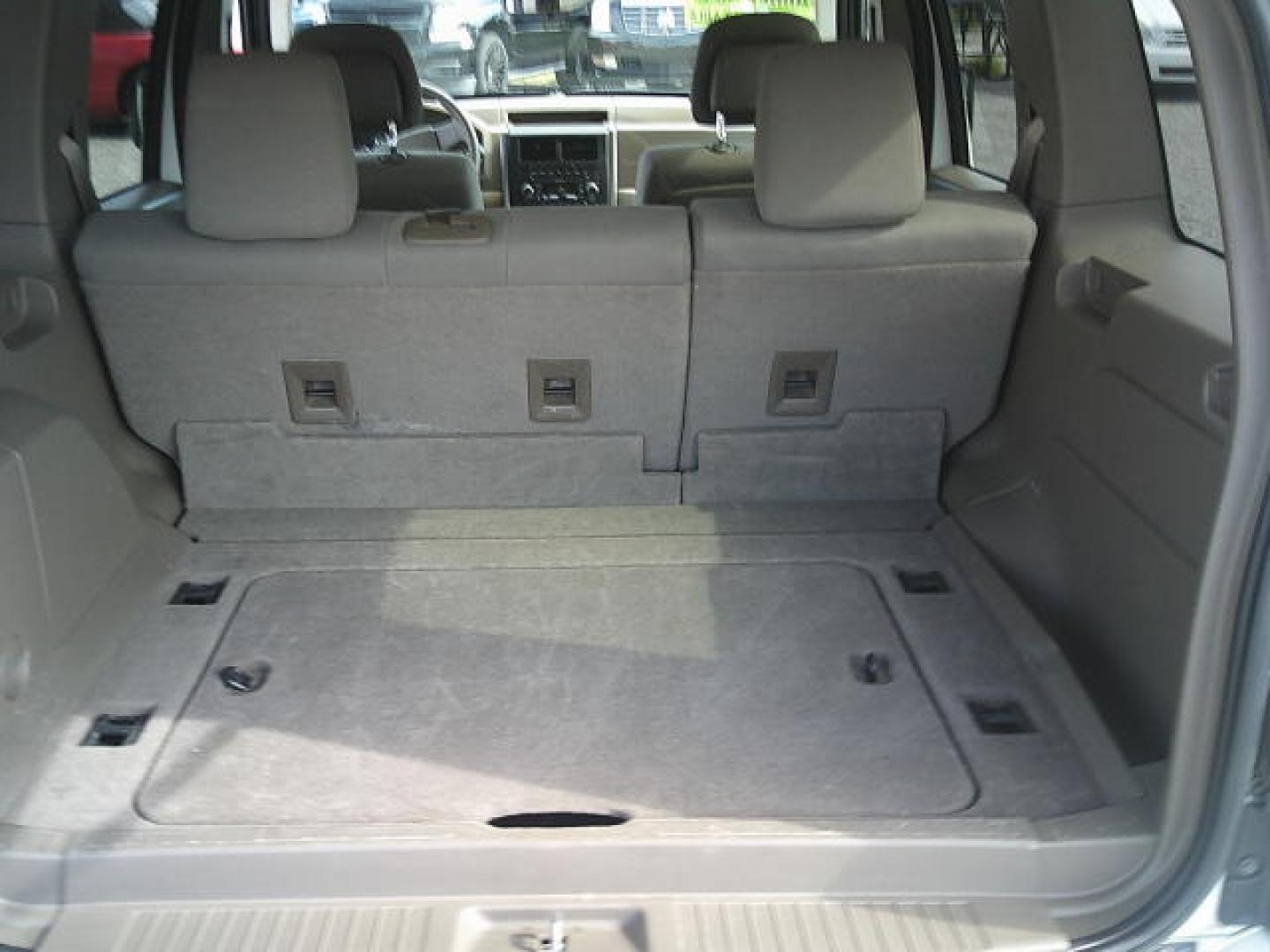 2010 WHITE /Grey Jeep Liberty Sport 2WD (1J4PP2GK4AW) with an 3.7L V6 SOHC 12V engine, 4-Speed Automatic transmission, located at 4000 Bee Ridge Road, Sarasota, FL, 34233, (941) 926-0300, 27.298664, -82.489151 - Photo#10