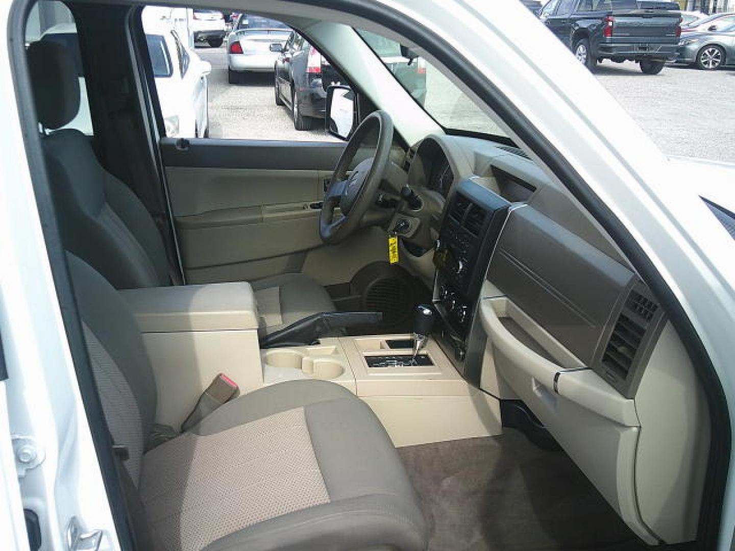 2010 WHITE /Grey Jeep Liberty Sport 2WD (1J4PP2GK4AW) with an 3.7L V6 SOHC 12V engine, 4-Speed Automatic transmission, located at 4000 Bee Ridge Road, Sarasota, FL, 34233, (941) 926-0300, 27.298664, -82.489151 - Photo#14
