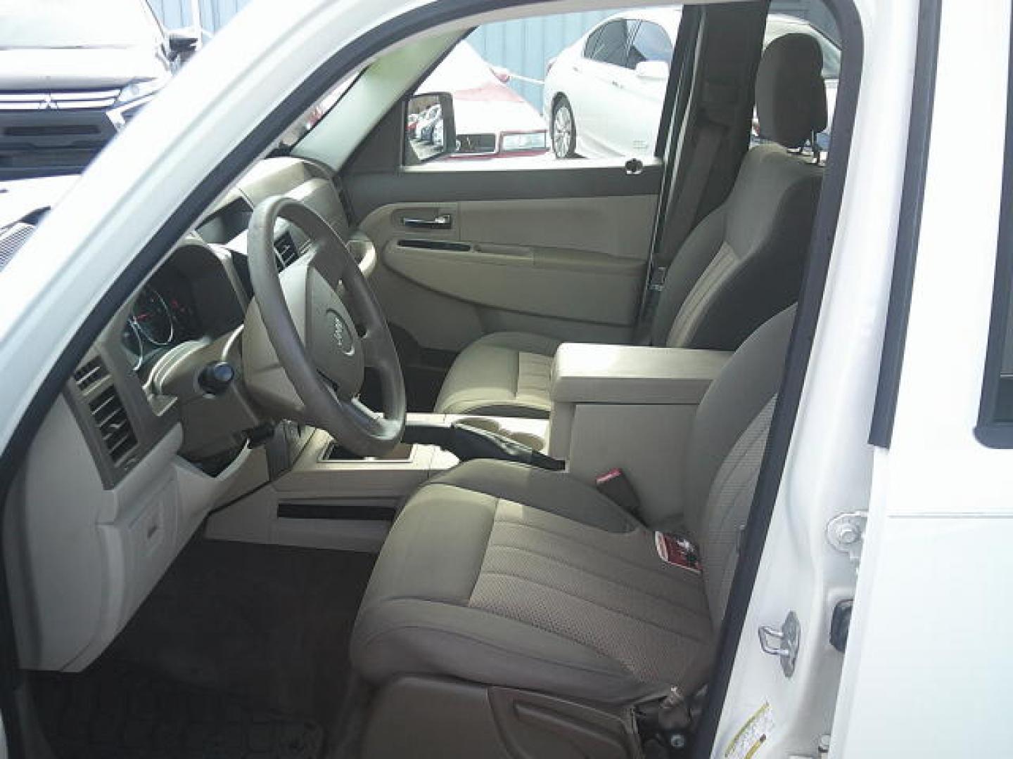 2010 WHITE /Grey Jeep Liberty Sport 2WD (1J4PP2GK4AW) with an 3.7L V6 SOHC 12V engine, 4-Speed Automatic transmission, located at 4000 Bee Ridge Road, Sarasota, FL, 34233, (941) 926-0300, 27.298664, -82.489151 - Photo#16