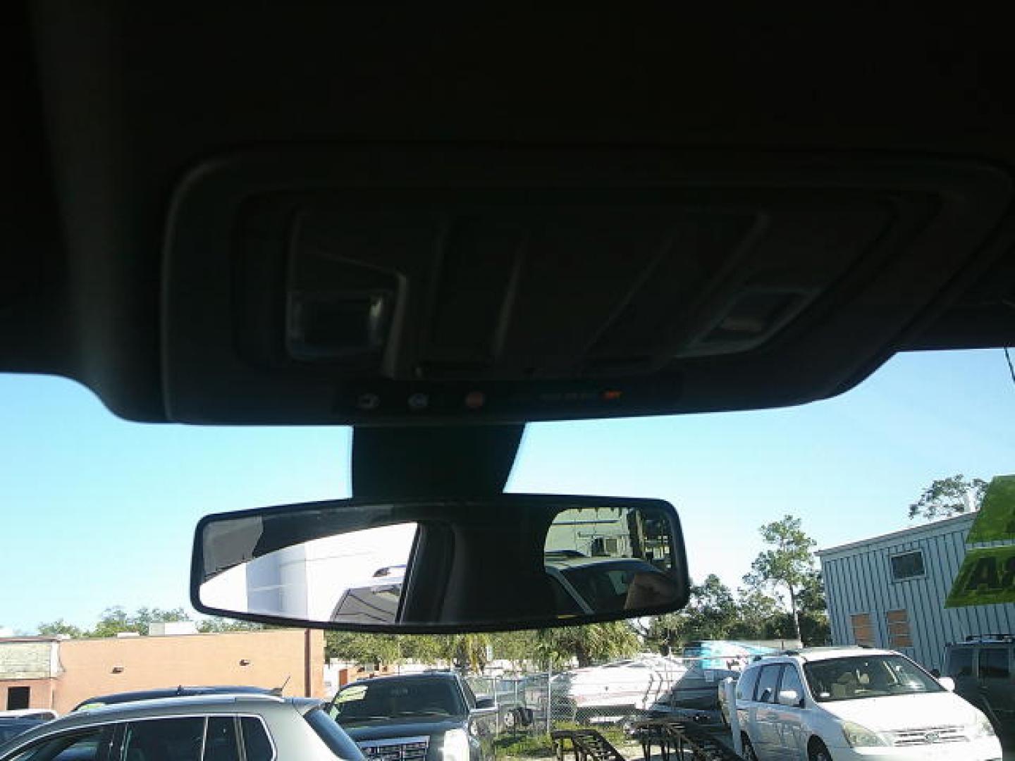 2020 Gray /Black Chevrolet Silverado 1500 Custom Crew Cab Long Box 2WD (3GCPWBEH9LG) with an 4.3L V6 engine, 6A transmission, located at 4000 Bee Ridge Road, Sarasota, FL, 34233, (941) 926-0300, 27.298664, -82.489151 - Photo#20