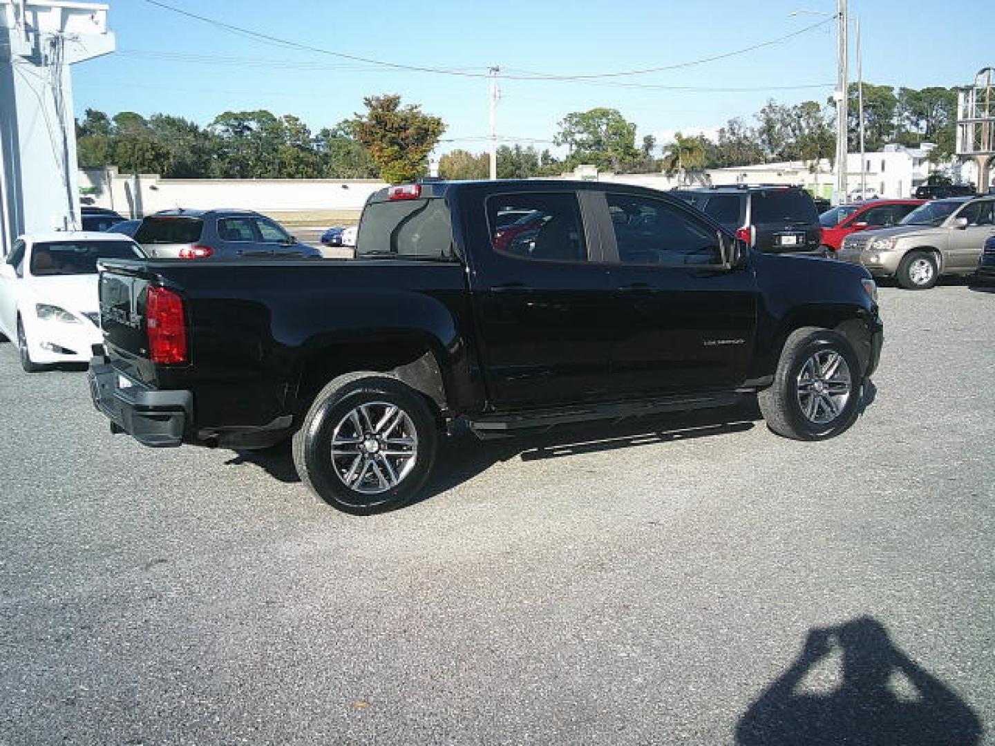 2021 Black /Grey Chevrolet Colorado Work Truck Crew Cab Long Box 2WD (1GCGSBENXM1) with an 3.6L V6 DOHC 24V GAS engine, 6A transmission, located at 4000 Bee Ridge Road, Sarasota, FL, 34233, (941) 926-0300, 27.298664, -82.489151 - Photo#6