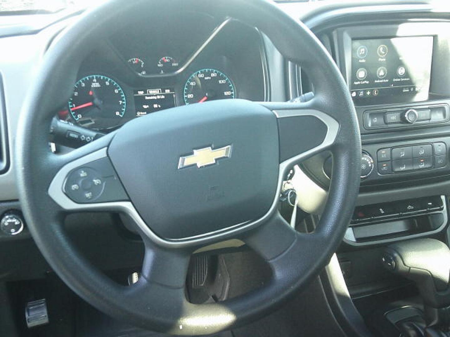 2021 Black /Grey Chevrolet Colorado Work Truck Crew Cab Long Box 2WD (1GCGSBENXM1) with an 3.6L V6 DOHC 24V GAS engine, 6A transmission, located at 4000 Bee Ridge Road, Sarasota, FL, 34233, (941) 926-0300, 27.298664, -82.489151 - Photo#16