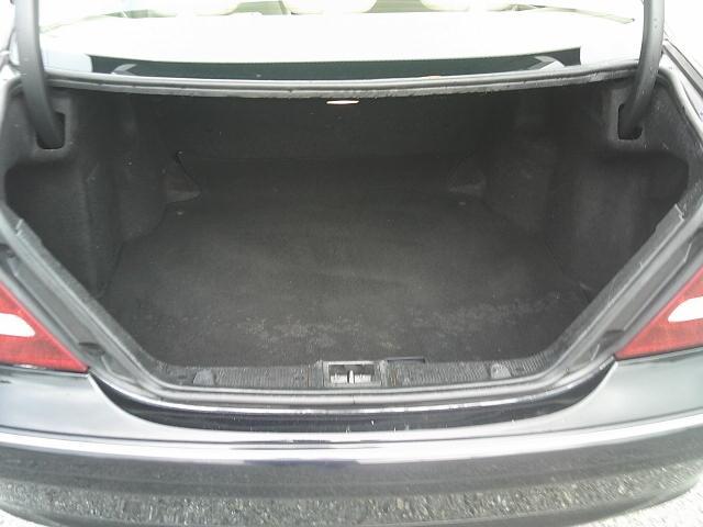 2007 Black /Beige Mercedes-Benz C-Class C280 Luxury Sedan 4Matic (WDBRF92H77F) with an 3.2L V6 SOHC 18V engine, Automatic transmission, located at 4000 Bee Ridge Road, Sarasota, FL, 34233, (941) 926-0300, 27.298664, -82.489151 - Photo#11