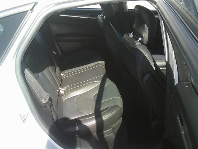 2013 WHITE /Black Ford Fusion Titanium (3FA6P0K93DR) with an 2.0L L4 DOHC 16V engine, Automatic transmission, located at 4000 Bee Ridge Road, Sarasota, FL, 34233, (941) 926-0300, 27.298664, -82.489151 - Photo#11