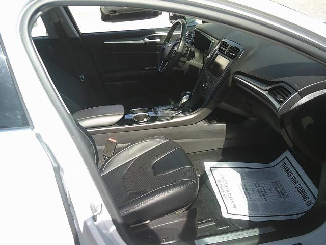 2013 WHITE /Black Ford Fusion Titanium (3FA6P0K93DR) with an 2.0L L4 DOHC 16V engine, Automatic transmission, located at 4000 Bee Ridge Road, Sarasota, FL, 34233, (941) 926-0300, 27.298664, -82.489151 - Photo#13