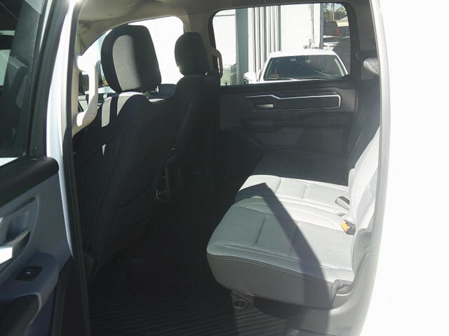 2019 WHITE /Gray RAM 1500 Big Horn Crew Cab SWB 4WD (1C6SRFFT5KN) with an 5.7L V8 OHV 16V engine, 8A transmission, located at 4000 Bee Ridge Road, Sarasota, FL, 34233, (941) 926-0300, 27.298664, -82.489151 - Photo#11