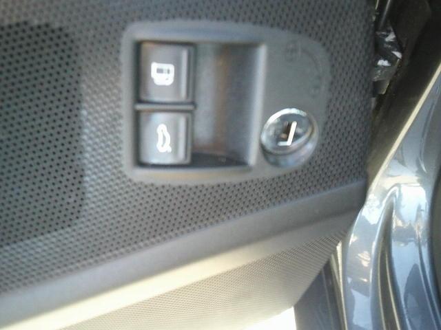 2011 Gray /Black Volkswagen CC Luxury (WVWHP7AN5BE) with an 2.0L L4 DOHC 16V TURBO engine, 6-Speed Automatic transmission, located at 4000 Bee Ridge Road, Sarasota, FL, 34233, (941) 926-0300, 27.298664, -82.489151 - Photo#18