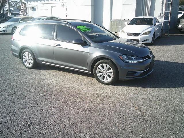 2019 Gray /Gray Volkswagen Golf SportWagen 1.4T S 4Motion 6A (3VW117AU1KM) with an 1.8L L4 DOHC 16V engine, 6A transmission, located at 4000 Bee Ridge Road, Sarasota, FL, 34233, (941) 926-0300, 27.298664, -82.489151 - Photo#7