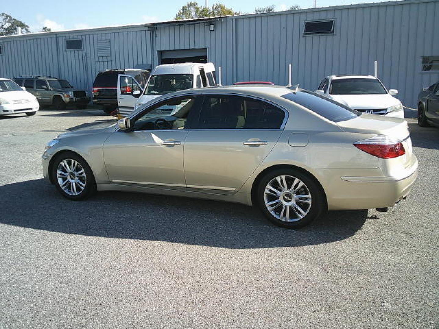 2011 Gold /Beige Hyundai Genesis 3.8L (KMHGC4DE5BU) with an 3.8L V6 DOHC 24V engine, 6-Speed Automatic transmission, located at 4000 Bee Ridge Road, Sarasota, FL, 34233, (941) 926-0300, 27.298664, -82.489151 - Photo#2