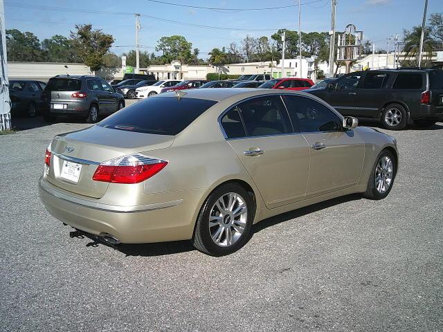 2011 Gold /Beige Hyundai Genesis 3.8L (KMHGC4DE5BU) with an 3.8L V6 DOHC 24V engine, 6-Speed Automatic transmission, located at 4000 Bee Ridge Road, Sarasota, FL, 34233, (941) 926-0300, 27.298664, -82.489151 - Photo#4