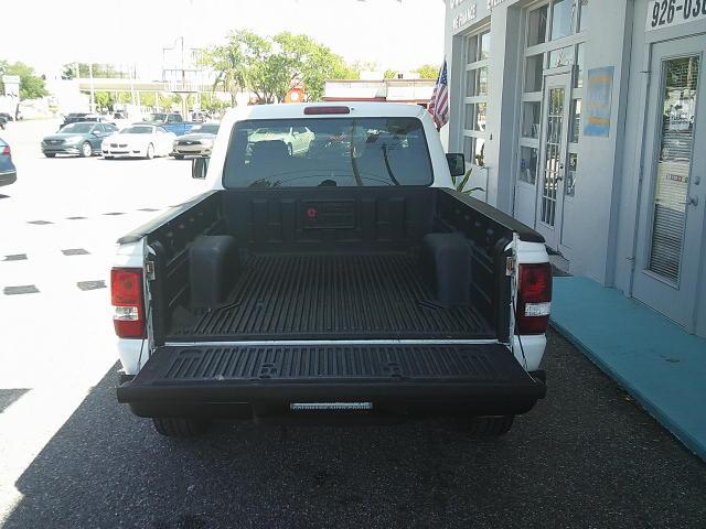 2006 WHITE /Black Ford Ranger Sport 2WD (1FTYR10D56P) with an 2.3L L4 SOHC 8V engine, Automatic transmission, located at 4000 Bee Ridge Road, Sarasota, FL, 34233, (941) 926-0300, 27.298664, -82.489151 - Photo#6