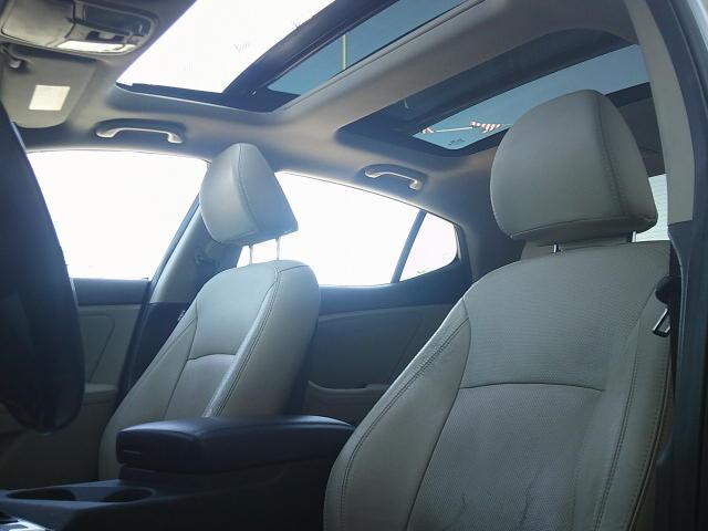 2012 Gray /Beige Kia Optima EX (5XXGN4A75CG) with an 2.4L L4 DOHC 16V engine, 6-Speed Automatic transmission, located at 4000 Bee Ridge Road, Sarasota, FL, 34233, (941) 926-0300, 27.298664, -82.489151 - Photo#11