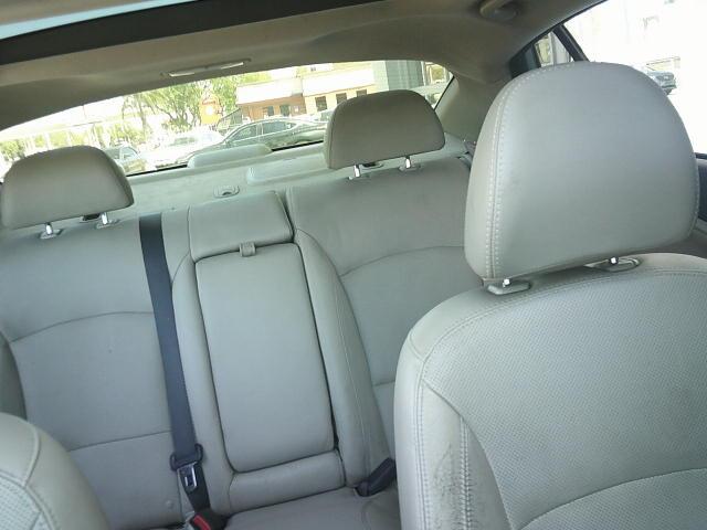 2012 Gray /Beige Kia Optima EX (5XXGN4A75CG) with an 2.4L L4 DOHC 16V engine, 6-Speed Automatic transmission, located at 4000 Bee Ridge Road, Sarasota, FL, 34233, (941) 926-0300, 27.298664, -82.489151 - Photo#12