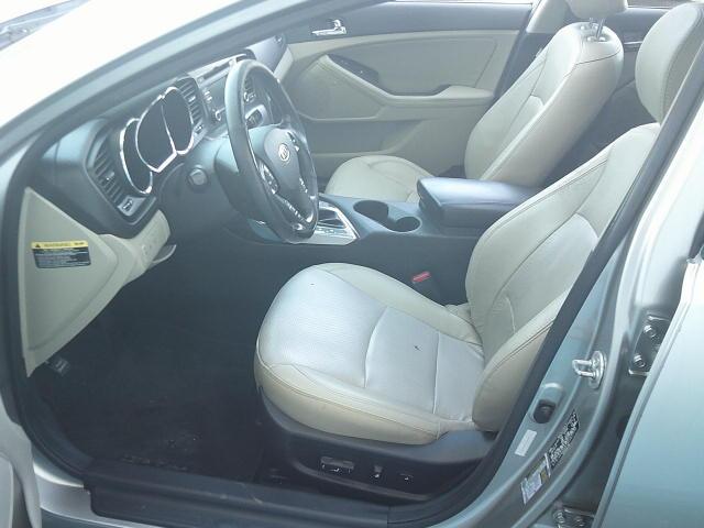 2012 Gray /Beige Kia Optima EX (5XXGN4A75CG) with an 2.4L L4 DOHC 16V engine, 6-Speed Automatic transmission, located at 4000 Bee Ridge Road, Sarasota, FL, 34233, (941) 926-0300, 27.298664, -82.489151 - Photo#9