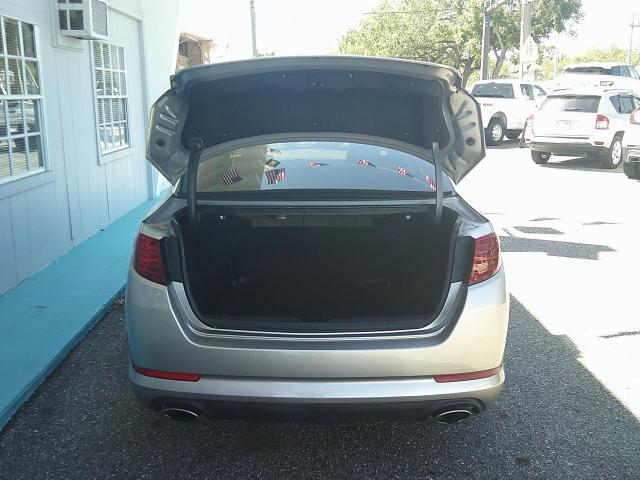 2012 Gray /Beige Kia Optima EX (5XXGN4A75CG) with an 2.4L L4 DOHC 16V engine, 6-Speed Automatic transmission, located at 4000 Bee Ridge Road, Sarasota, FL, 34233, (941) 926-0300, 27.298664, -82.489151 - Photo#6