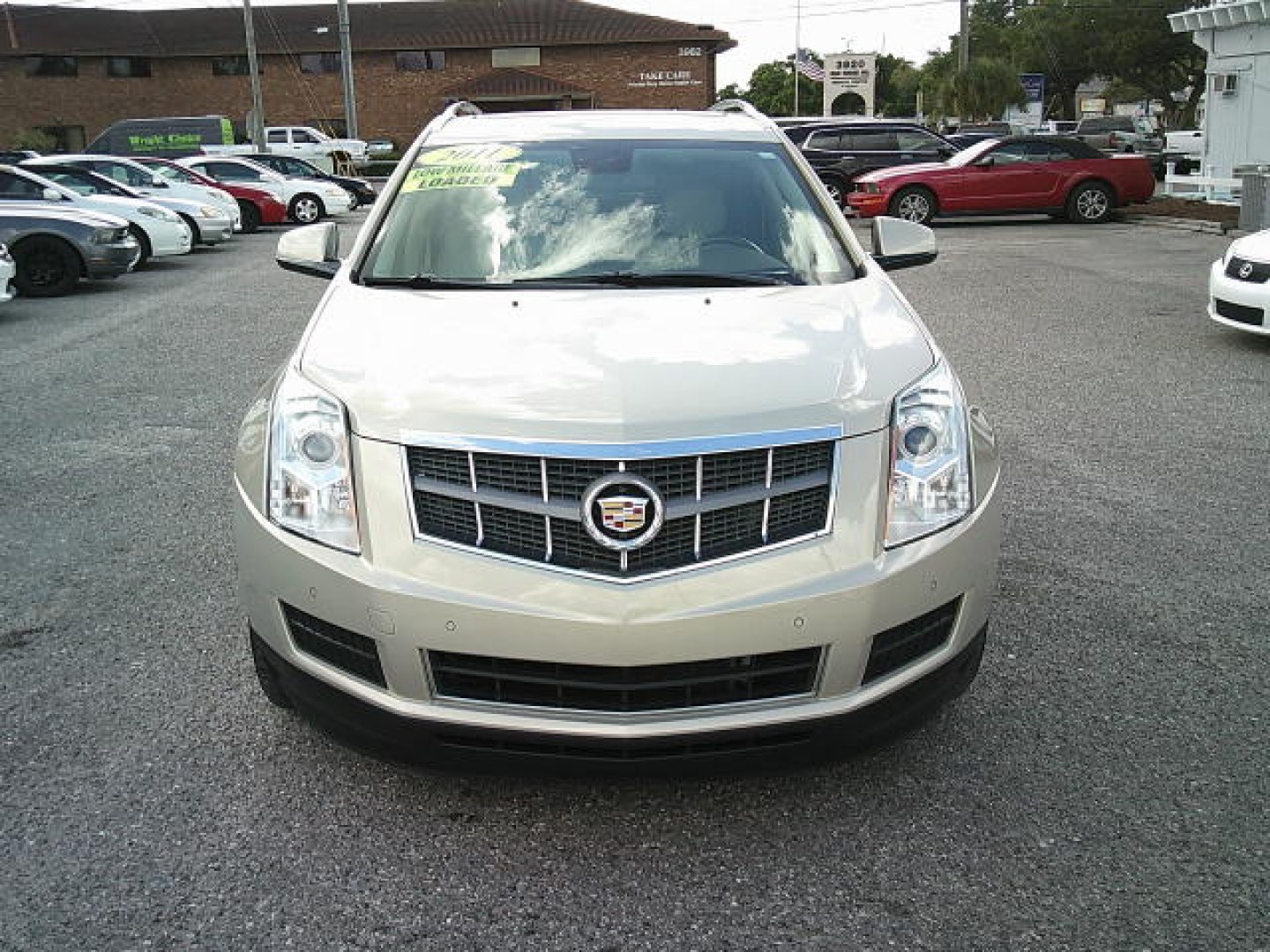 2011 Gold /Beige Cadillac SRX Luxury Collection (3GYFNAEYXBS) with an 3.0L V6 DOHC 24V engine, 6-Speed Automatic transmission, located at 4000 Bee Ridge Road, Sarasota, FL, 34233, (941) 926-0300, 27.298664, -82.489151- Photo#1