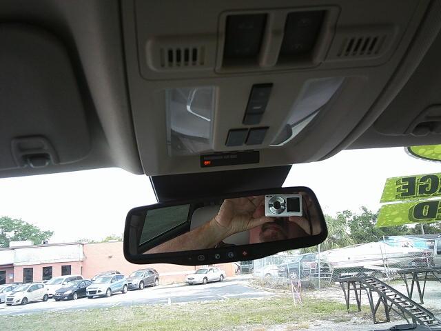 2011 Gold /Beige Cadillac SRX Luxury Collection (3GYFNAEYXBS) with an 3.0L V6 DOHC 24V engine, 6-Speed Automatic transmission, located at 4000 Bee Ridge Road, Sarasota, FL, 34233, (941) 926-0300, 27.298664, -82.489151 - Photo#28