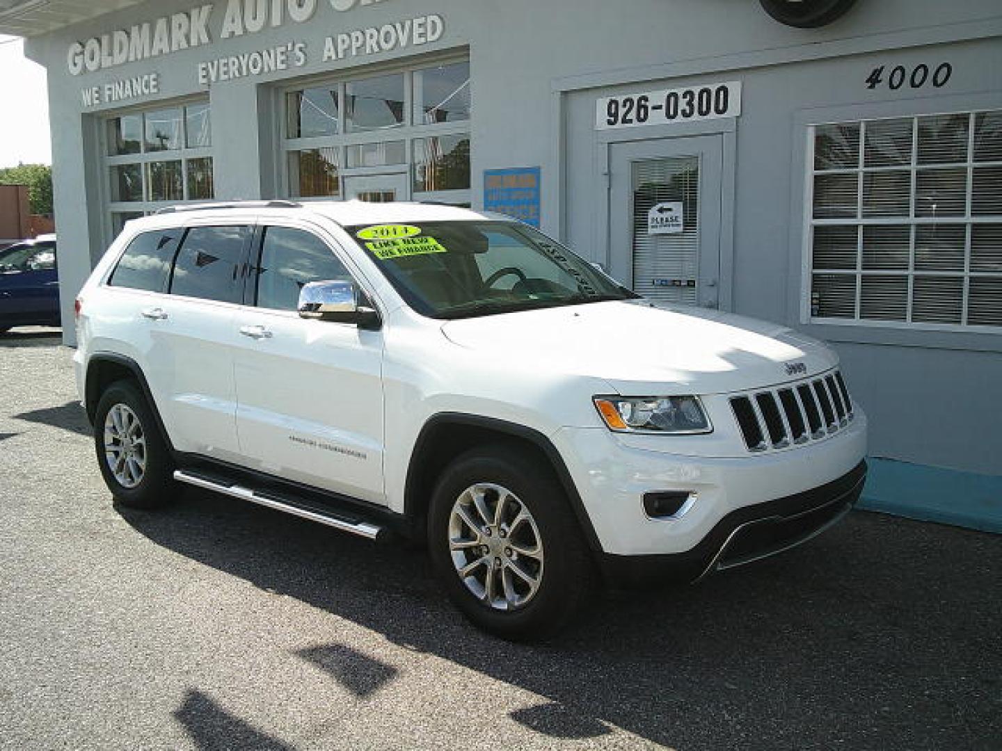 2014 WHITE /Beige Jeep Grand Cherokee Limited 2WD (1C4RJEBG5EC) with an 3.6L V6 DOHC 24V engine, 5-Speed Automatic transmission, located at 4000 Bee Ridge Road, Sarasota, FL, 34233, (941) 926-0300, 27.298664, -82.489151- Photo#5
