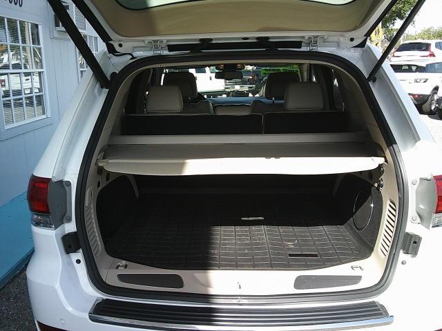 2014 WHITE /Beige Jeep Grand Cherokee Limited 2WD (1C4RJEBG5EC) with an 3.6L V6 DOHC 24V engine, 5-Speed Automatic transmission, located at 4000 Bee Ridge Road, Sarasota, FL, 34233, (941) 926-0300, 27.298664, -82.489151 - Photo#8